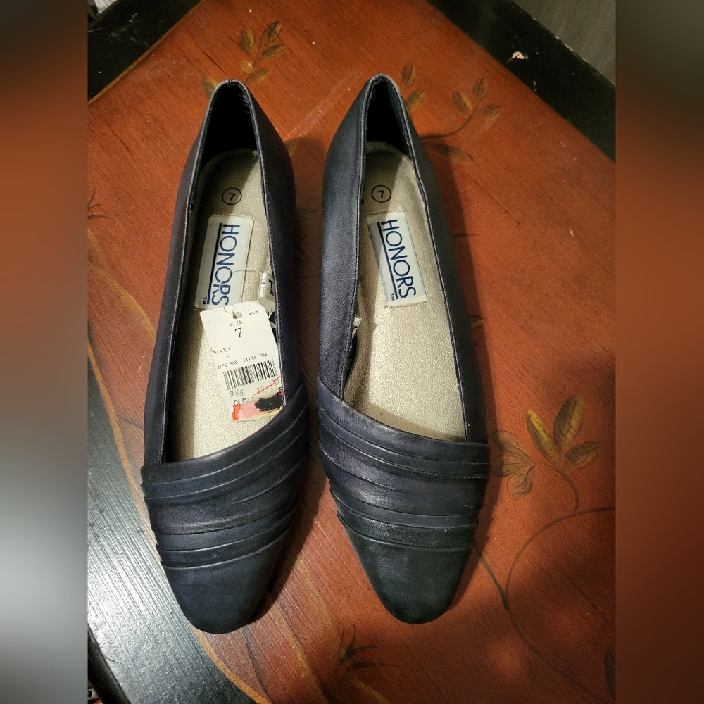 Honors flats